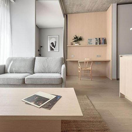 Appartamento Cozy Japanese Oasis With Balcony, Gramophone, Netflix VNO Esterno foto