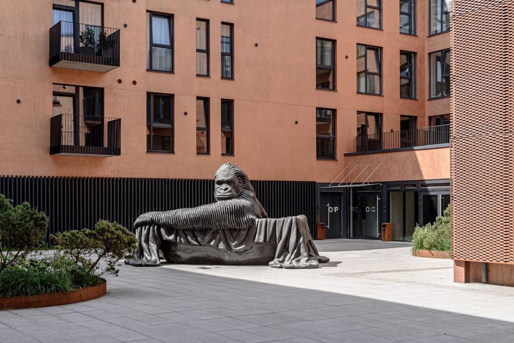Appartamento Cozy Japanese Oasis With Balcony, Gramophone, Netflix VNO Esterno foto